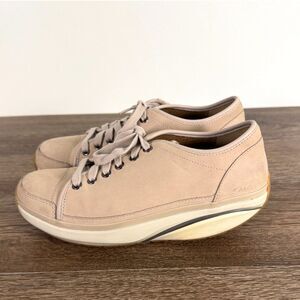 MBT Nafasi Beige Leather Comfort Walking Shoes NWOB Women’s 7-7